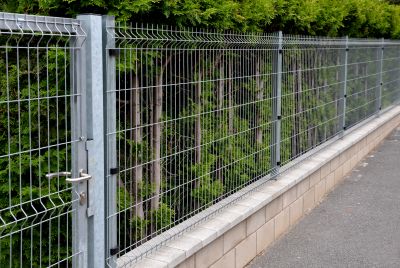 Commercial Metal Fence Service